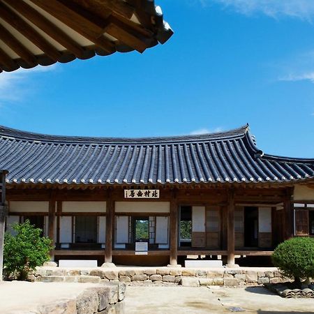 Bed and Breakfast Bukchondaek Andong Exterior foto